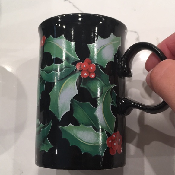 Holiday Mugs set of 4 - Picture 5 of 6